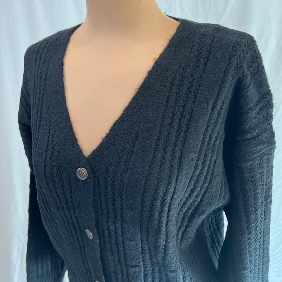 Black V-Neck Cozy Button Up Crop Long Sleeve Cardigan Sweater - Picture 2 of 8